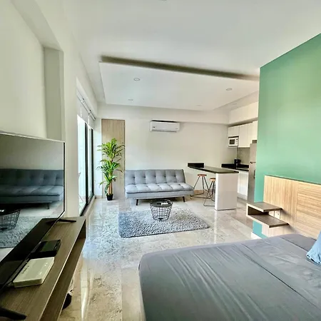 Central Apartment Near To Beach!